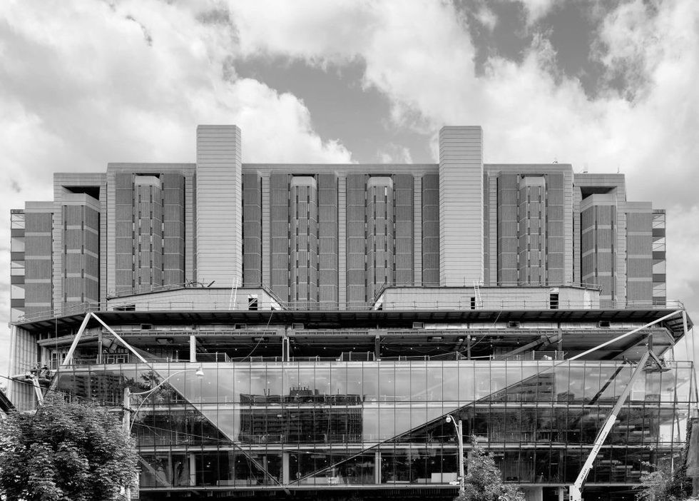 Robarts library construction exterior glass 2 1024x733