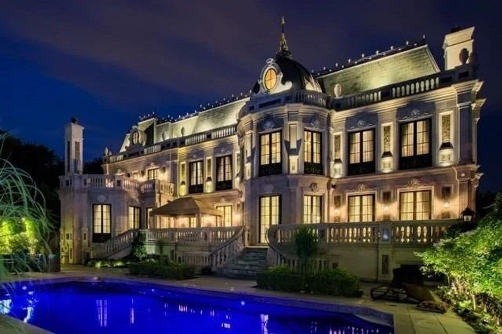 schitts creek mansion