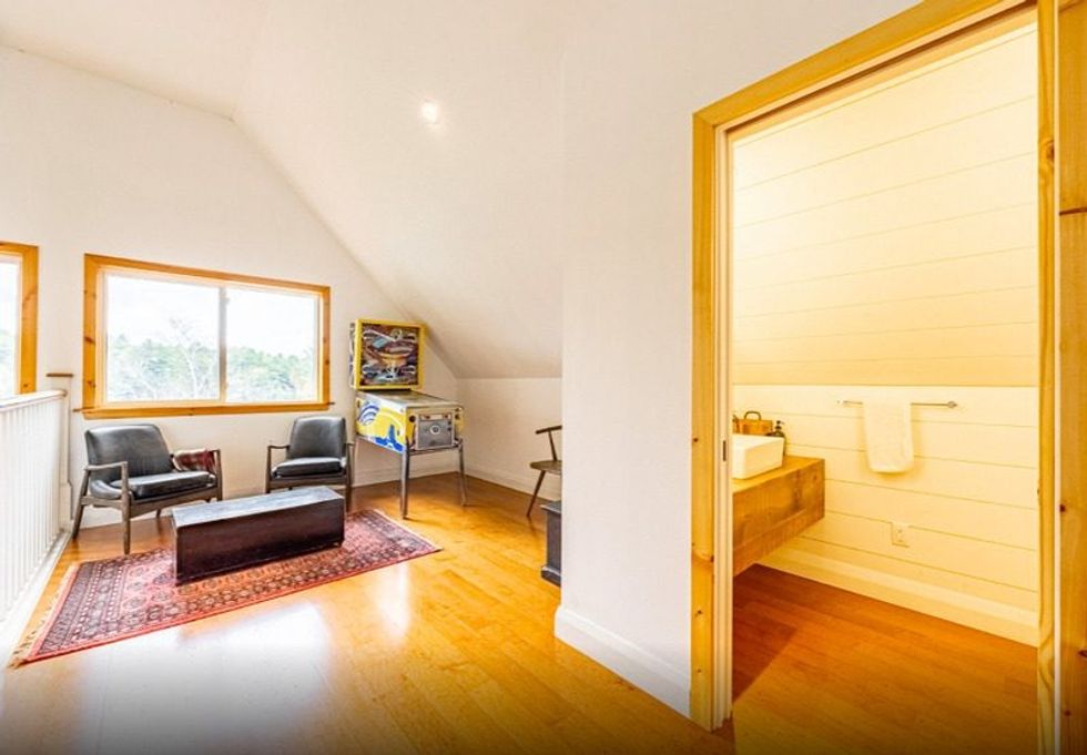 Screen shot 2021 10 08 at 125815 pm