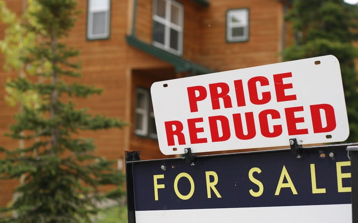 Is Now The Time To Drop Your Asking Price? An Expert Explores