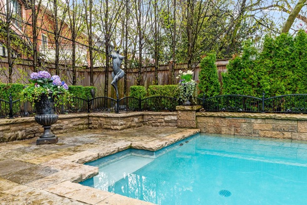 Silverhousehd toronto real estate photography 07059