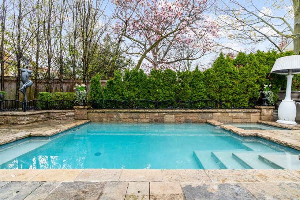 Silverhousehd toronto real estate photography 07060