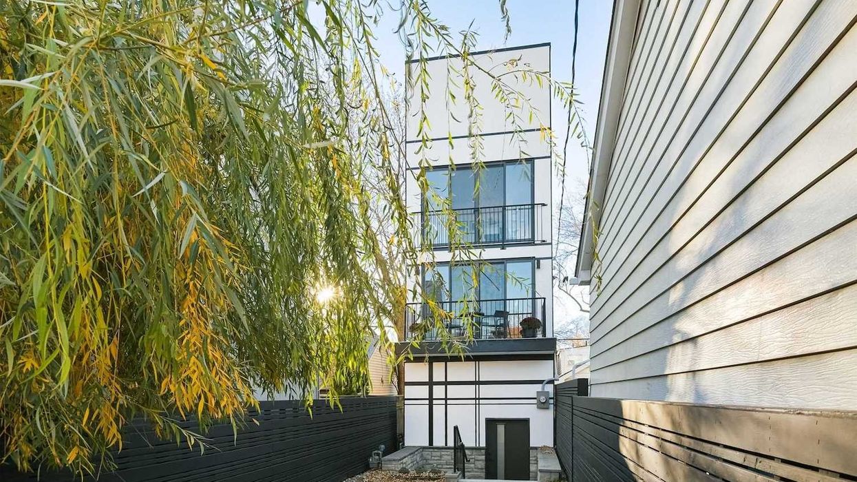 skinny house