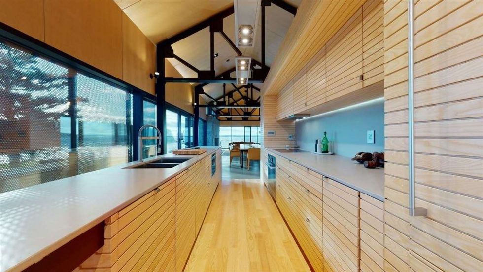 Smith house nova scotia kitchen 1024x576