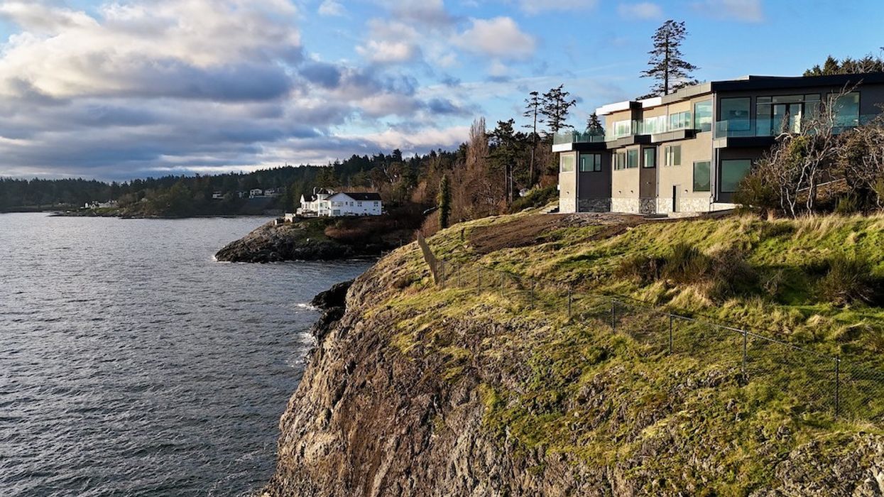 Stunning New Saanich Home On Haro Strait Asks $7.3M
