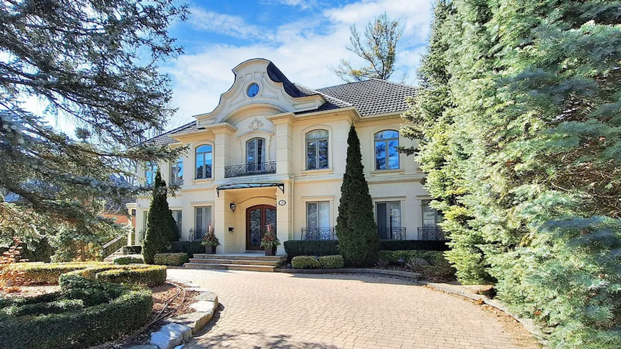 Lavish, Regal Mansion Listed In Bridle Path Neighbourhood
