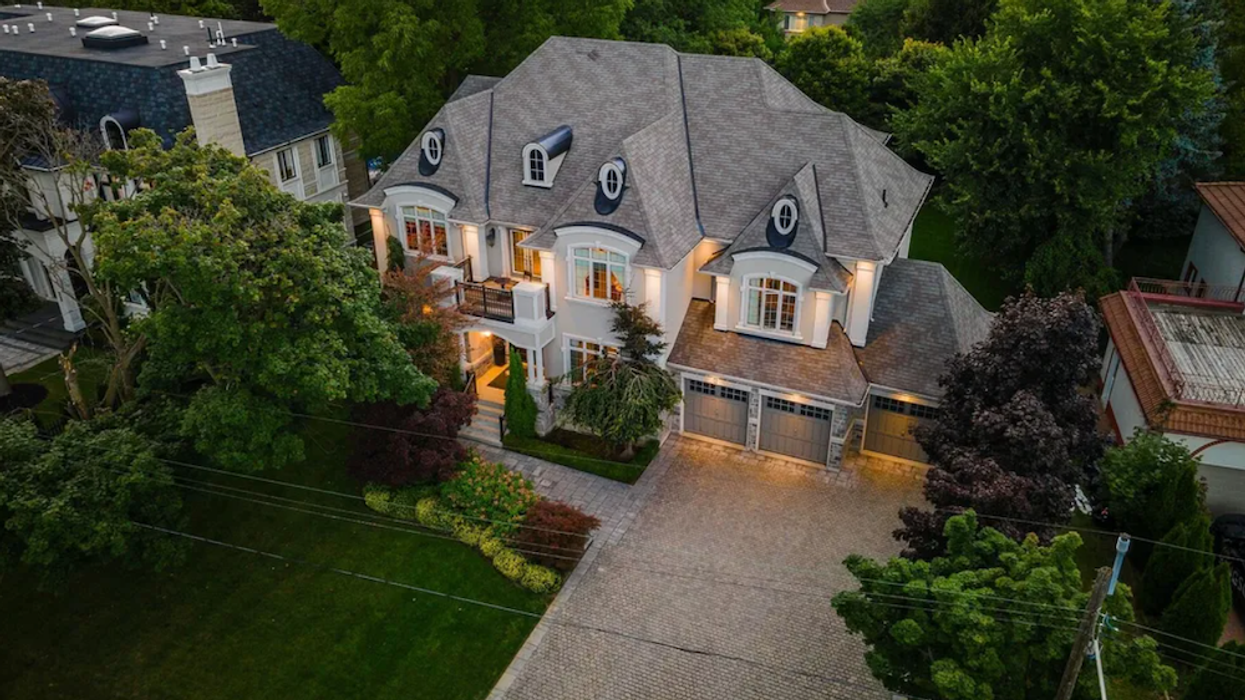 This 5-Bed Vaughan Estate Is An Opulent Urban Retreat