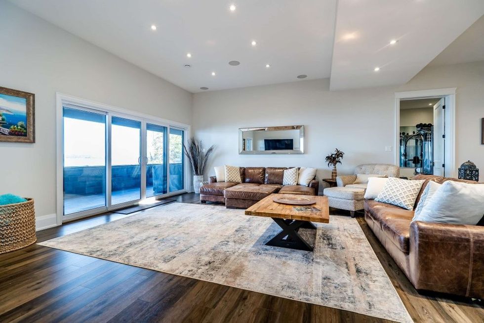 Tay fam room 1 1024x683