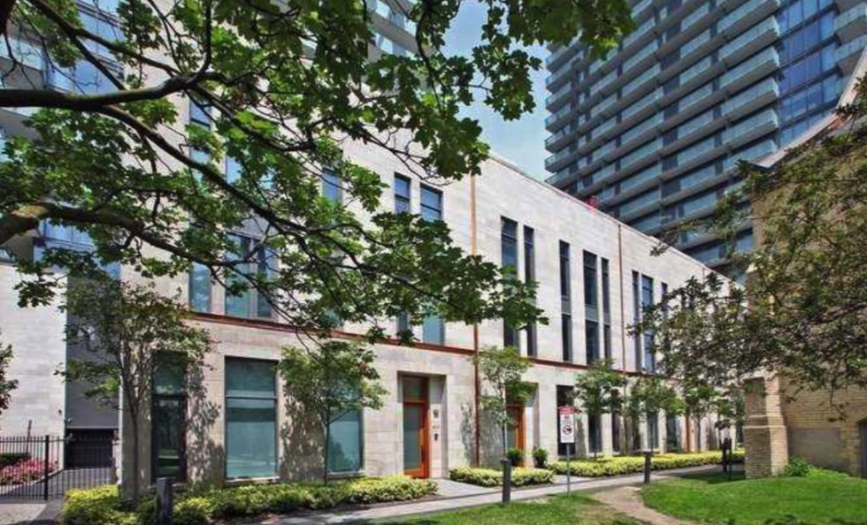 Th05 - 63 St Mary St