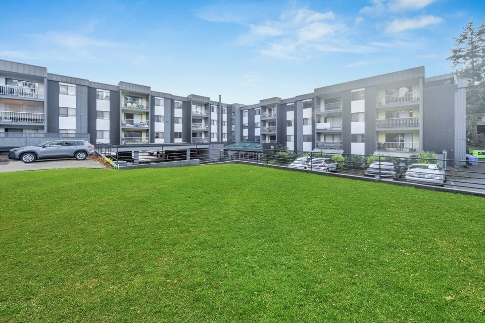 The 4026 Quadra Street Apartments in Victoria.