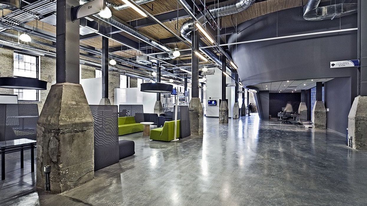 The Digital Media Convergence Centre (DMCC) by Toronto architecture firm RAW Design provides break-out space for employees to relax, eat their lunch and hold informal meetings. Most importantly, employees can take a break from their computer screens. (Photo courtesy of Cindy Blazevic)