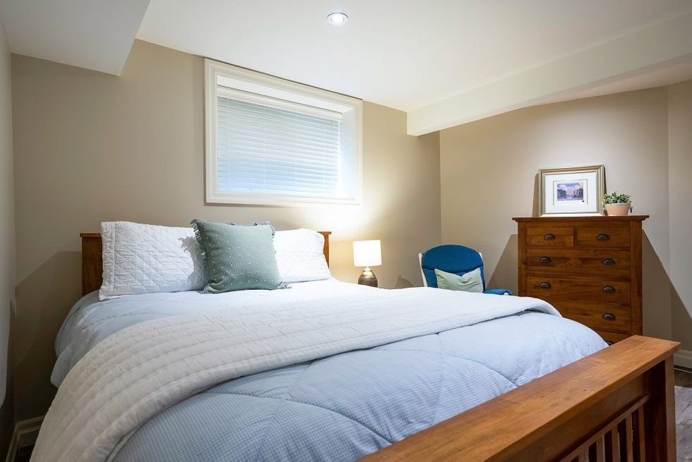 Thornbury 8 1024x684