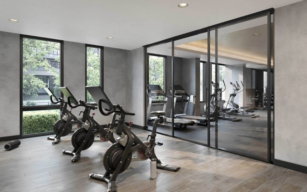 Tmw 04 fitness club cycle room web 1