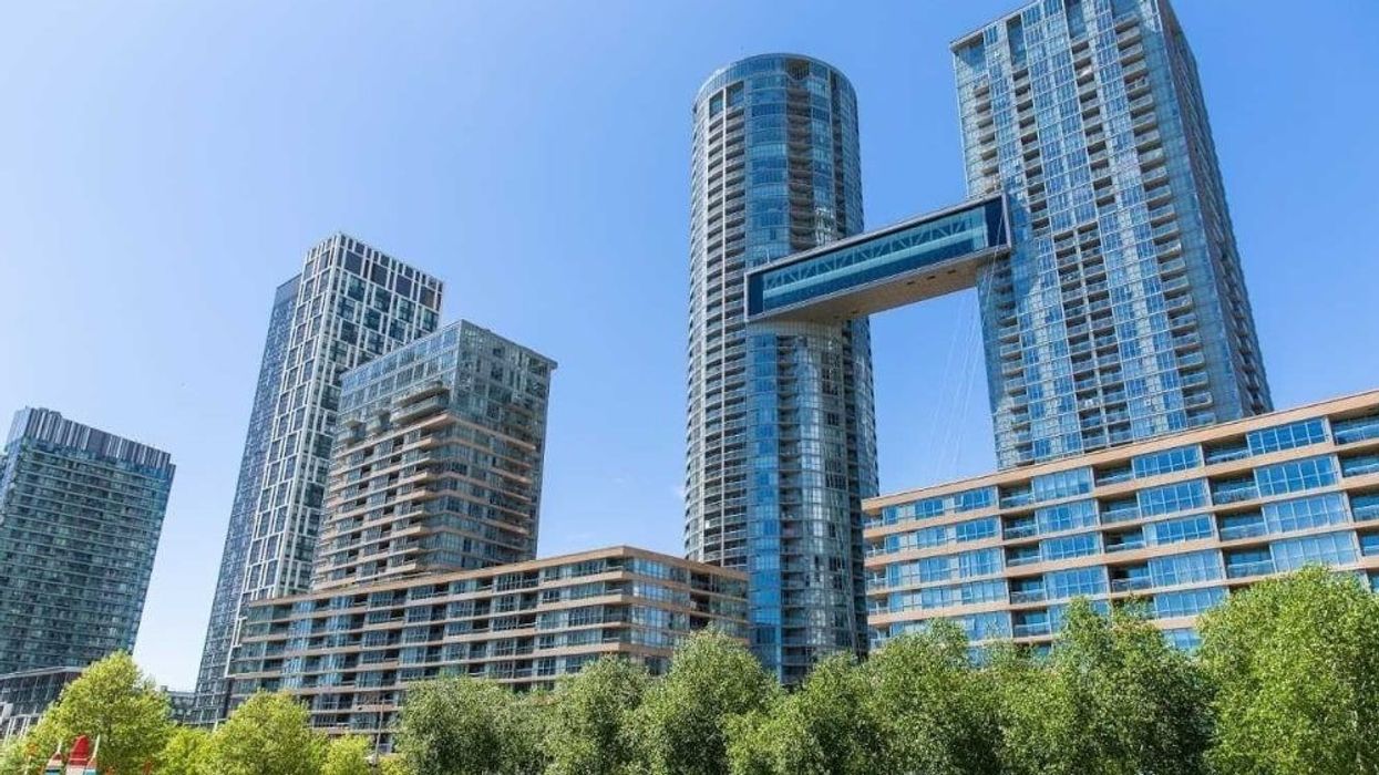 Toronto Bridge Suite