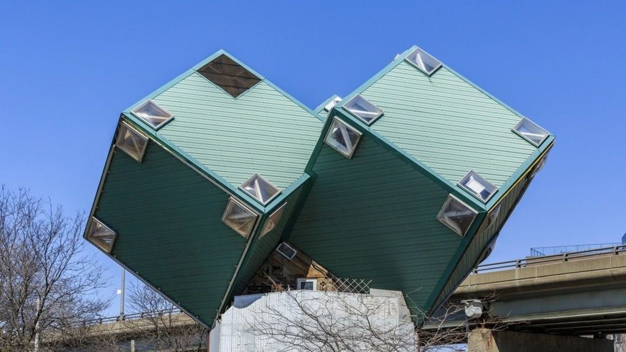 Toronto, Cube House