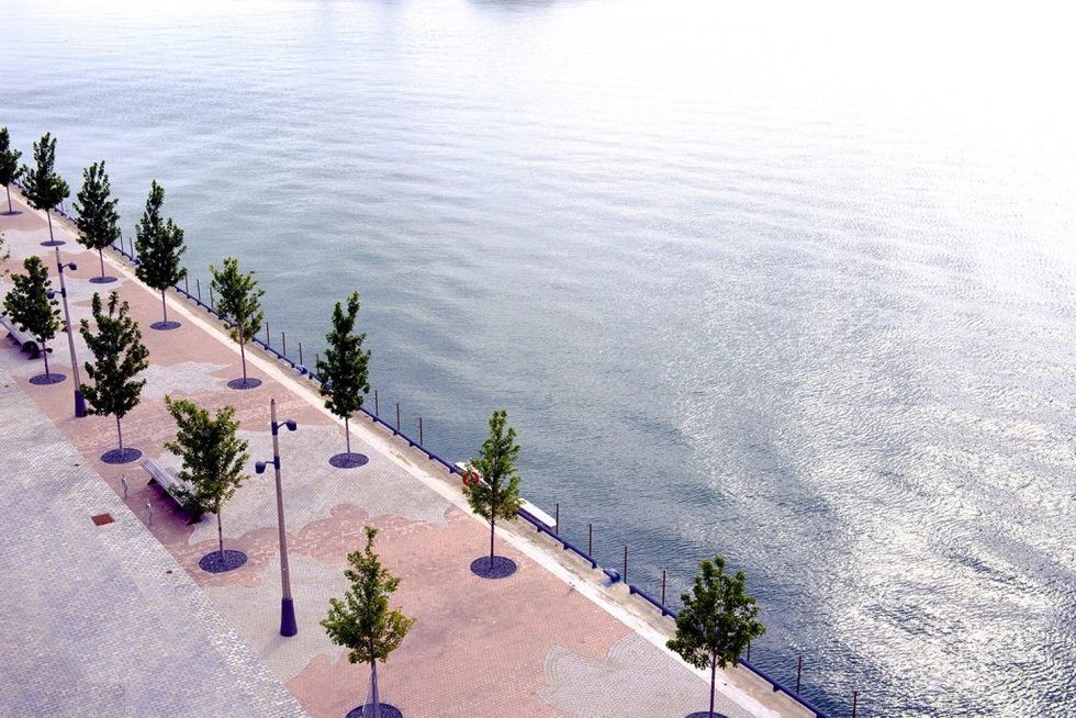 toronto-harbourfront-boardwalk