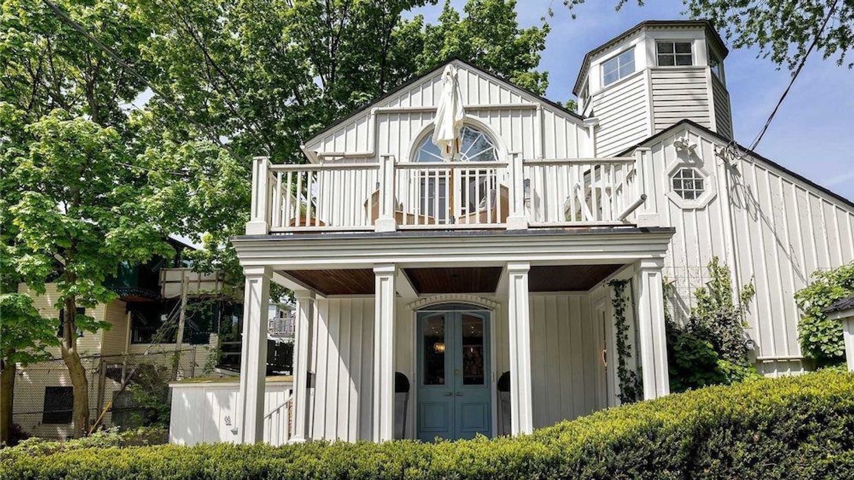 toronto laneway house postal code