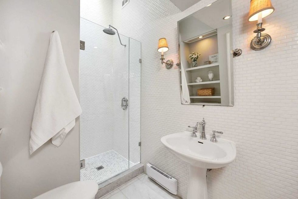 toronto laneway house postal code