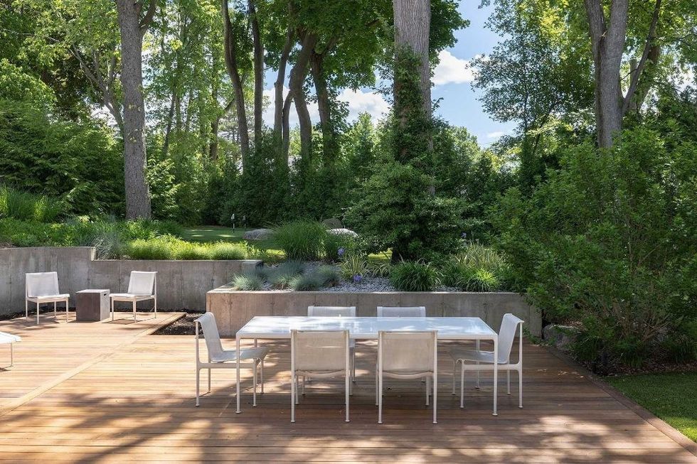 toronto mansion putting green