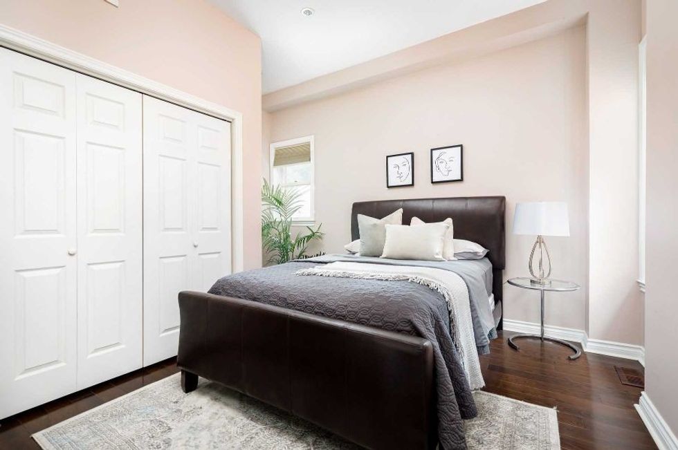 Toronto on ca w5762475 18