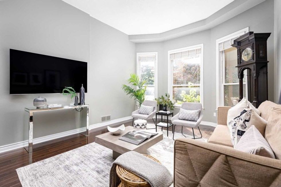 Toronto on ca w5762475 5