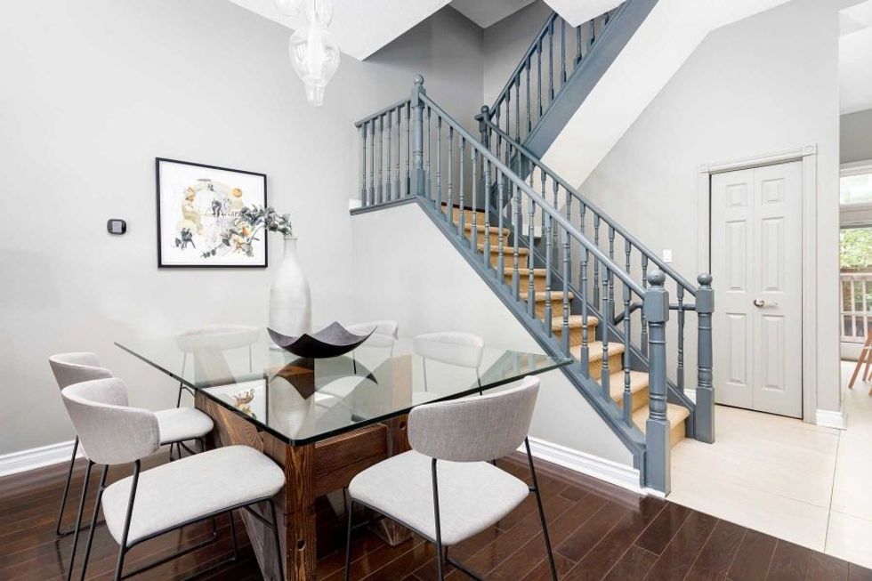 Toronto on ca w5762475 8