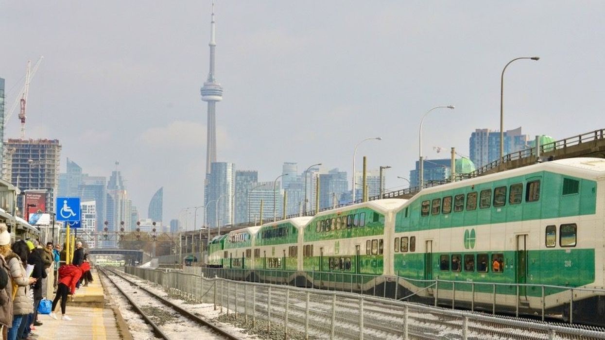 toronto weekend road closures go train