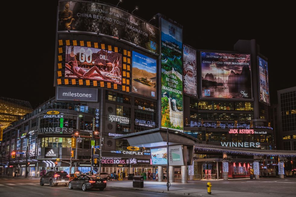 Toronto Yonge-Dundas Square