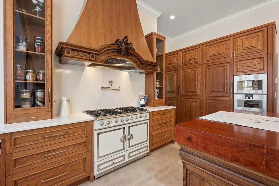 tudor mansion vancouver