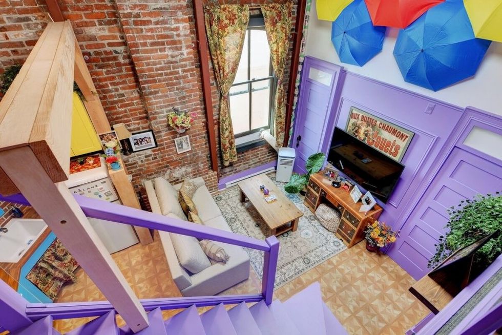 Victoria friends airbnb 2 1024x683