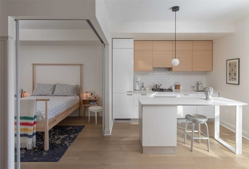 W4676575 10 1024x697