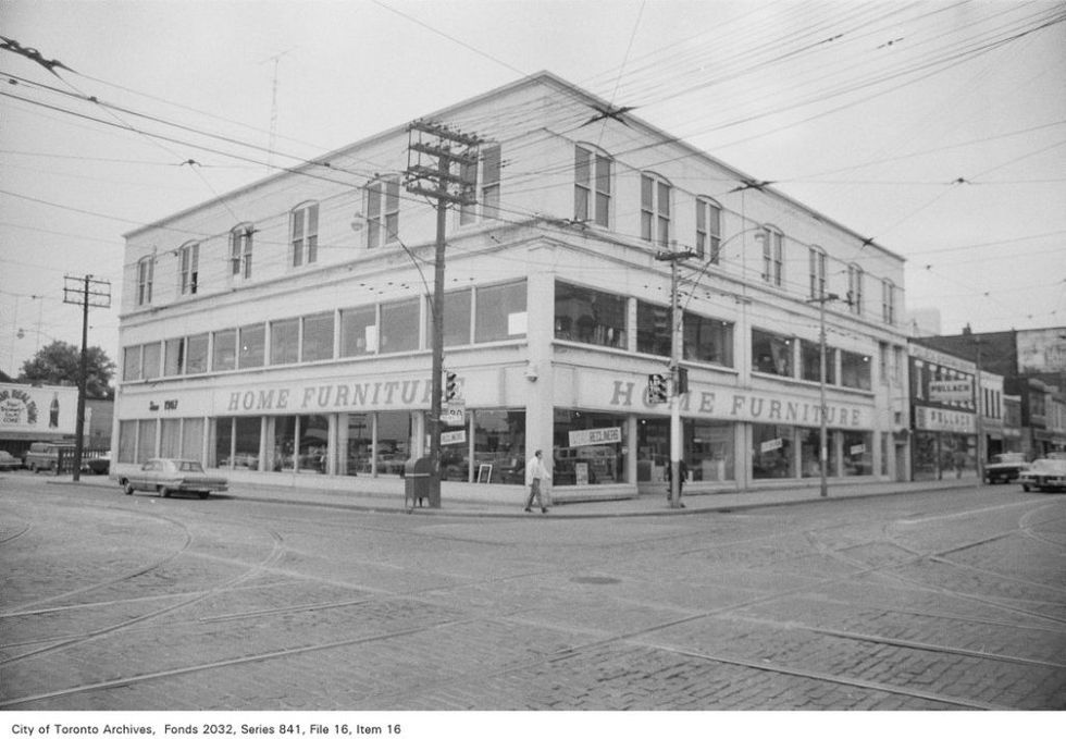 Now and Then: Queen and Parliament, Southwest Corner