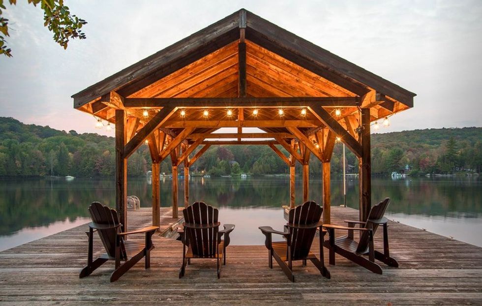 Rent Muskoka Lake House Provides Perfect Vantage Point for Winter
