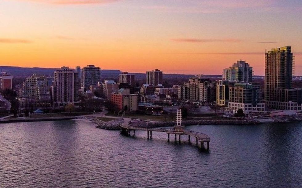 The Burlington Bonus The City is as Alluring as Ever for Homebuyers