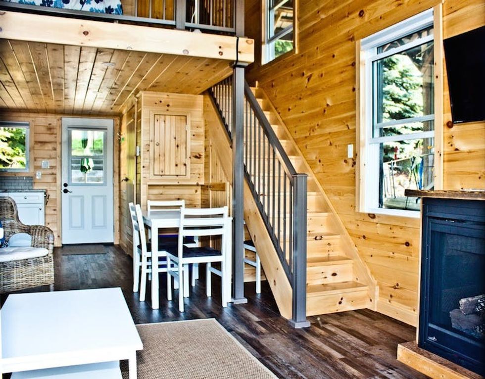 Rent A Unique Floating Bunkie in Bobcaygeon