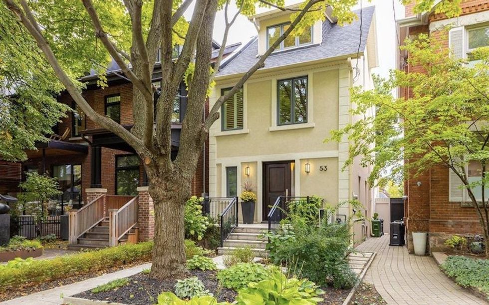 This Bright 4Bed Beauty Just Hit the Summerhill Market