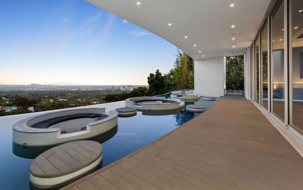 $141M LA Mega Mansion Sale Sets a New Record