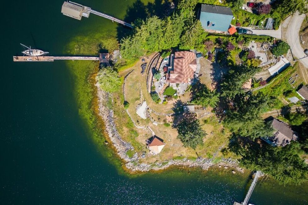 Oceanfront Home in Garden Bay With 370Ft Shoreline Asks 2.9M