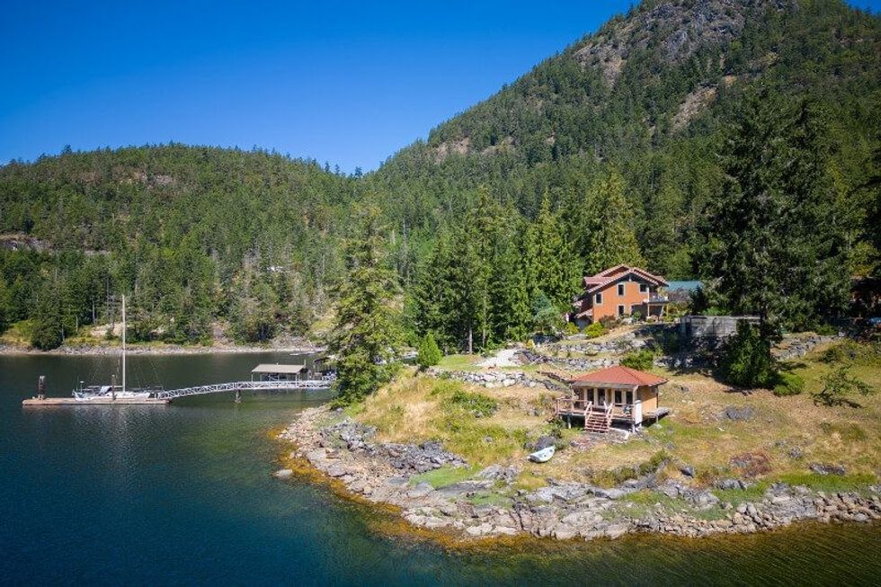 Oceanfront Home in Garden Bay With 370Ft Shoreline Asks 2.9M
