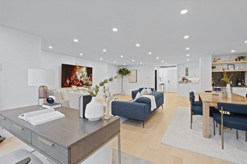 St. Lawrence Market Condo Exudes Warmth And Luxury