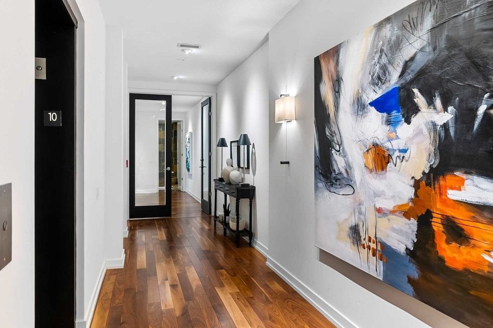 Picture of This Toronto Penthouse Has a Terrace 4x Larger Than the Average Condo